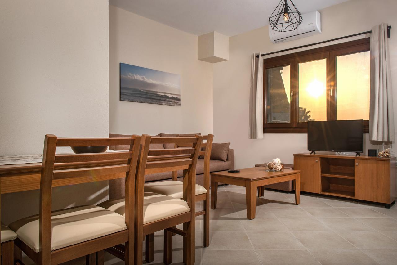 Pleiades Casual Living Apartment Nea Roda Luaran gambar