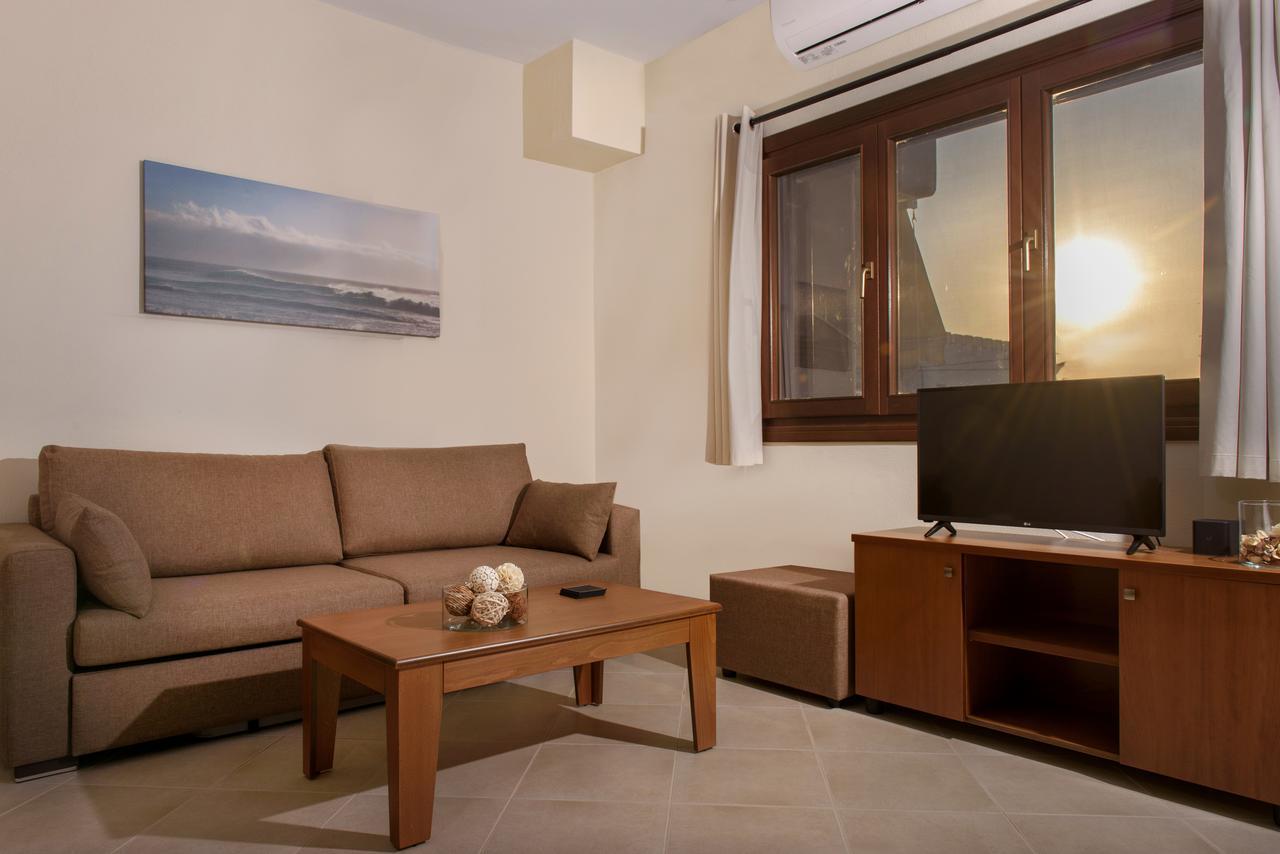 Pleiades Casual Living Apartment Nea Roda Luaran gambar