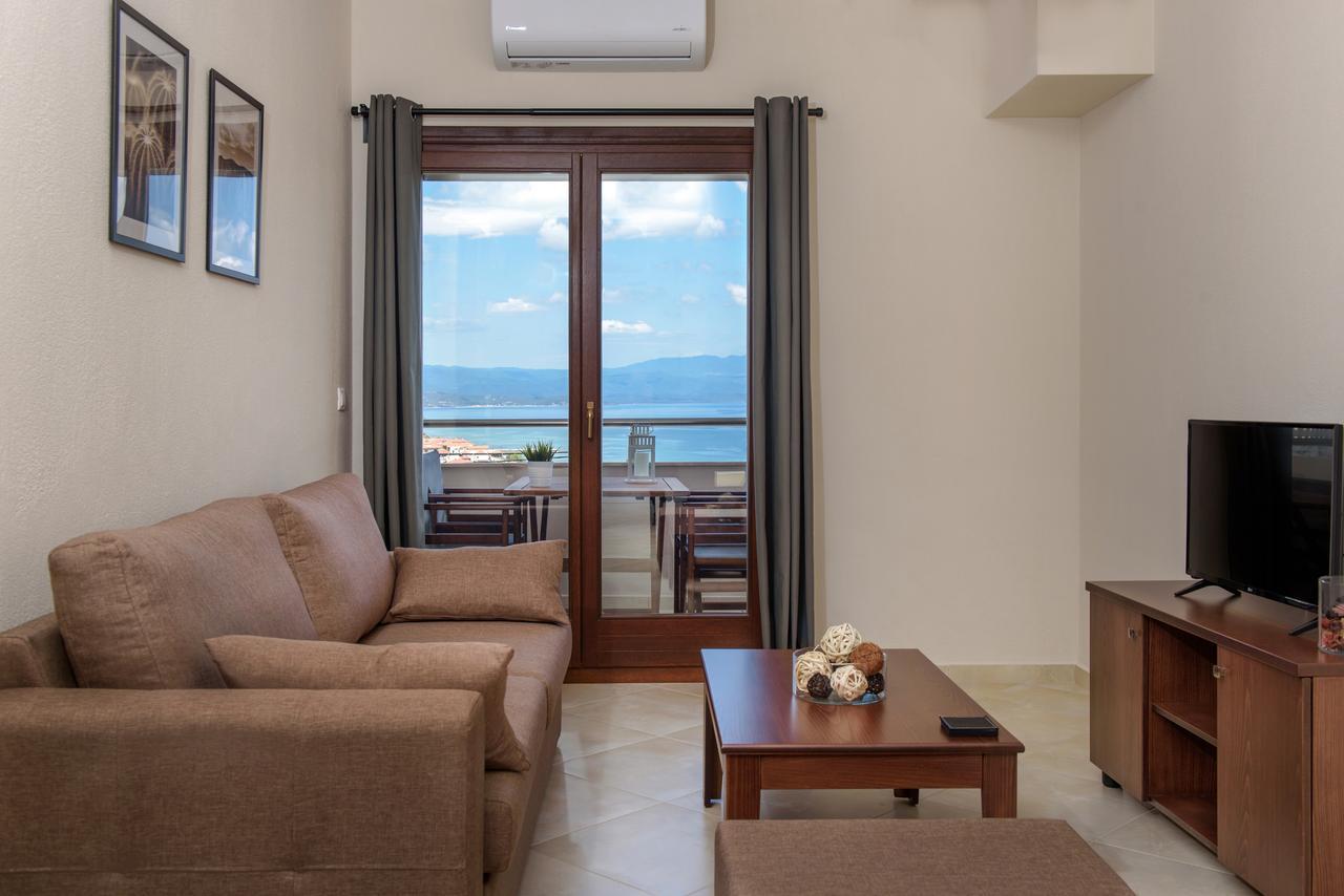 Pleiades Casual Living Apartment Nea Roda Luaran gambar